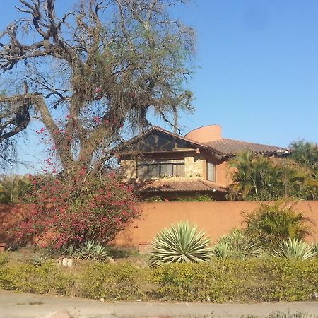 La Casona Hotel Boutique Camiri Eksteriør billede