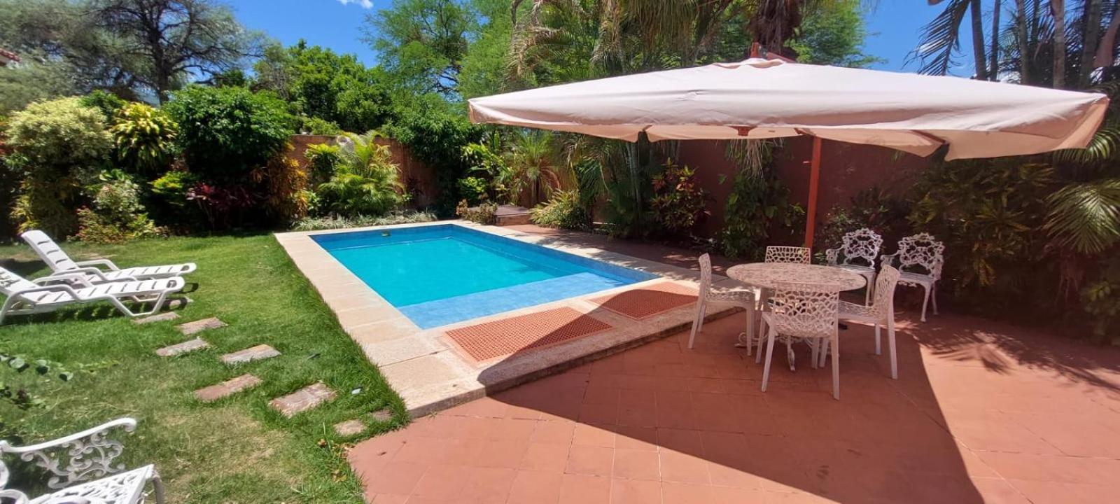 La Casona Hotel Boutique Camiri Eksteriør billede