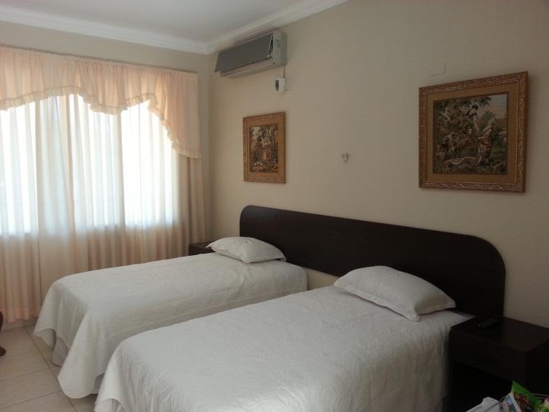La Casona Hotel Boutique Camiri Eksteriør billede